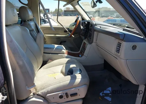 2005 Cadillac Escalade Standard из США, поврежденный, VIN 1GYEK63N05R125247